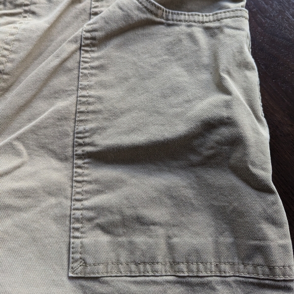 Wrangler all terrain gear heavy duty 36W khaki Work shorts utility - Picture 2 of 5